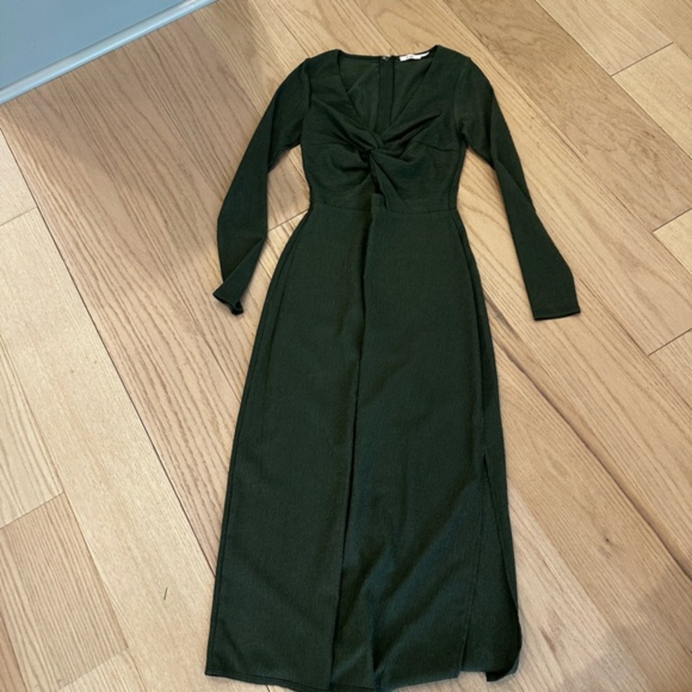NWOT Miami Deep Green Long Sleeve Dress